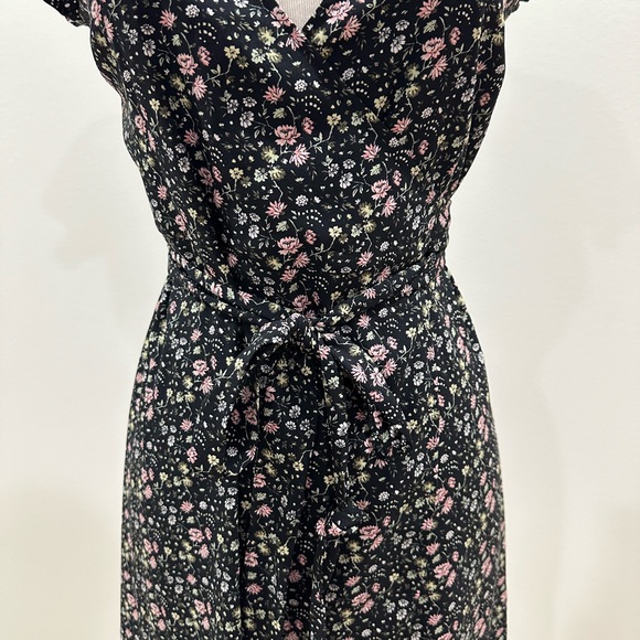 Loft Floral Wrap Dress - Picture 5 of 11